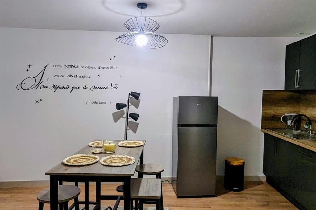 Zen Home - Appartement Jusqu'A 4 Voyageurs 낭투아 외부 사진